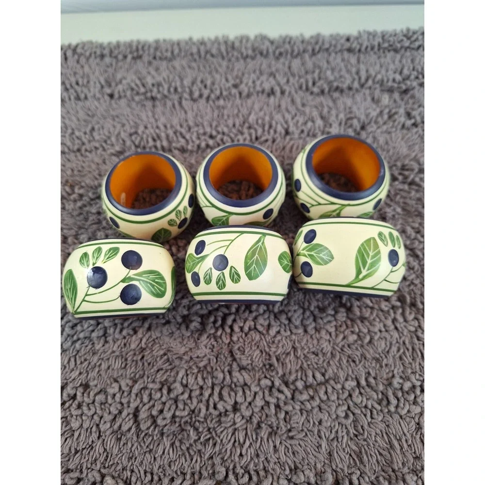 Dansk Wooden Napkin Rings 6 Pc Set Blueberry Leaf Hand Painted Fruit Botanical